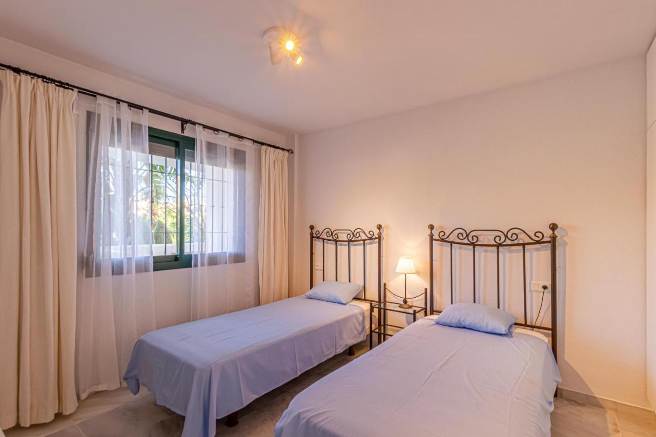 797 Holiday Rentals - Apartamento Frente Al Parque La Paloma Con Piscina Benalmádena Extérieur photo